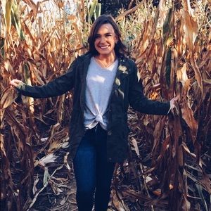 Meet your Posher, Ashlie